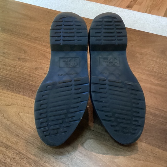 Dr. Martens Women's Black Leather Bianca Chelsea Short boots UK 5 / W 7 - Picture 5 of 7